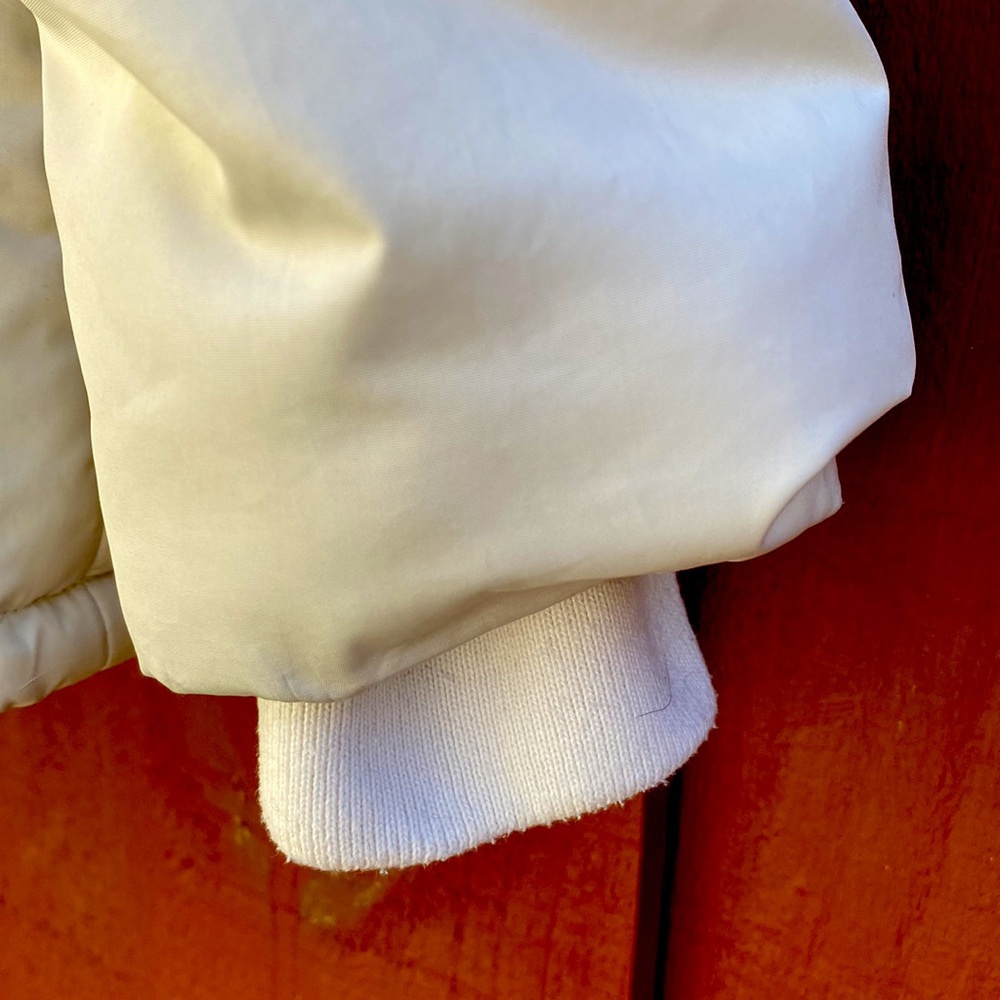 Lacoste Polyester Water Resistant Jacket Good Con… - image 8